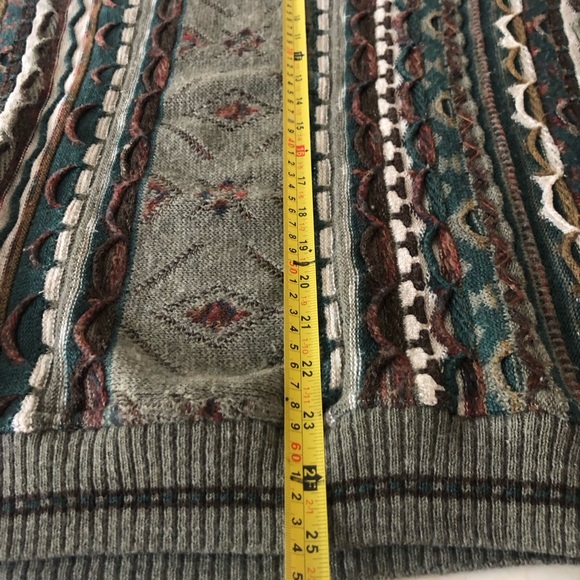 Trendy Coogi style sweater - Picture 5 of 10